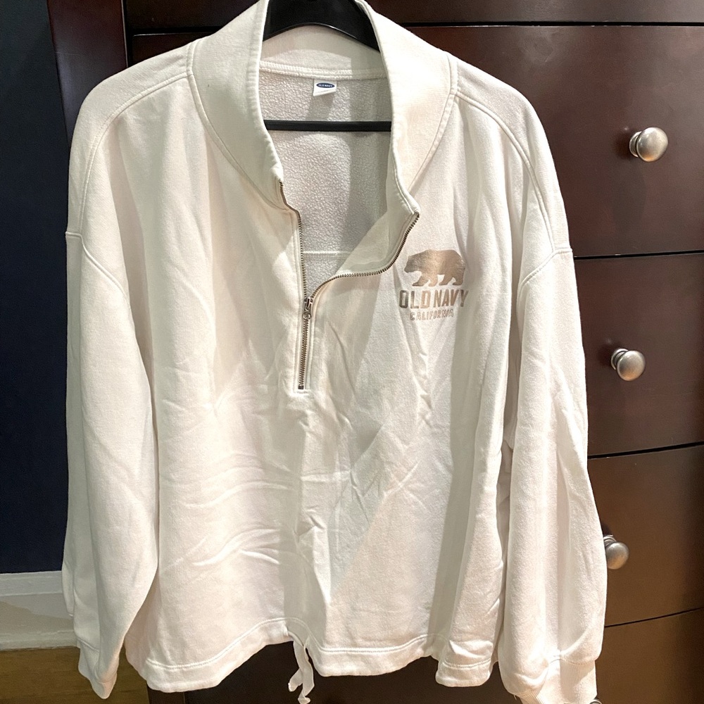 Old Navy 1/4 zip sweatshirt. Women’s L VGUC